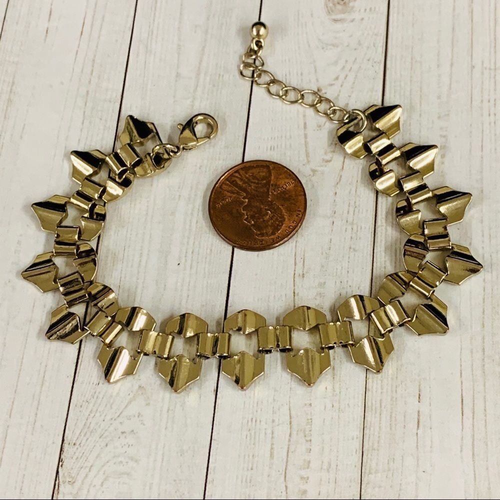Gold Pointed Link Bracelet‎